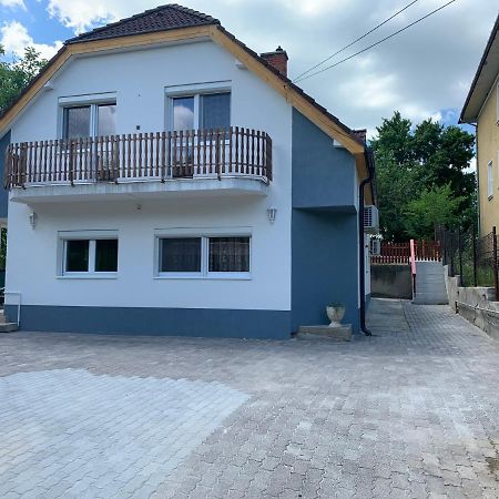 Borsi Apartman Apartment Balatonalmadi Exterior photo